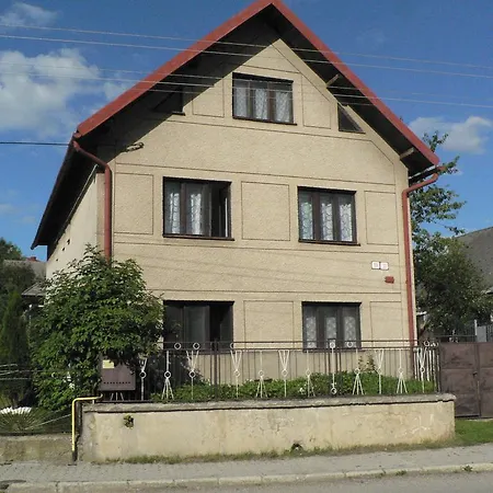Privat Kostolna 11